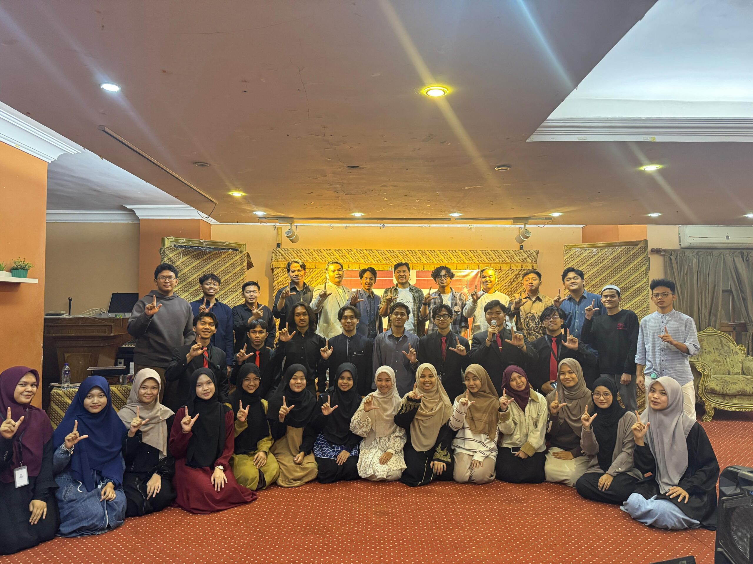 Benny Arnas: Menemukan Dunia Lewat Membaca Menulis di KEMASS 2025